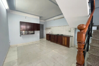 Nhà 2 Lầu Đường Số Lâm Văn Bền Gần Trường Nguyễn Hữu Thọ.