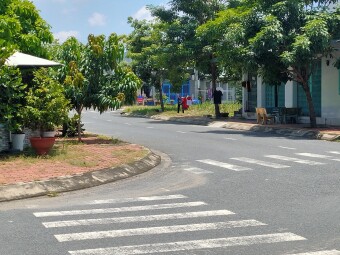 Bán đất mặt tiền đường số 1 (trục đường chính, chưa qua cầu) Khu T&T Thái Sơn Long Hậu