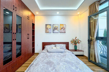 Bán Nhà Mặt Tiền Đường Tân Quy, Quận 7