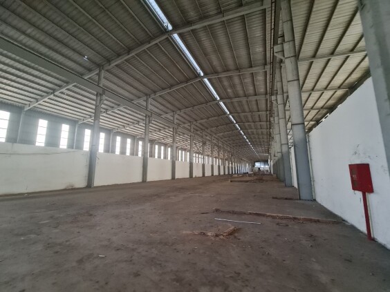 Cho thuê kho xưởng mới xây diện tích 2140m2 mặt tiền Quốc Lộ 13 thuộc Thuận An, tỉnh Bình Dương