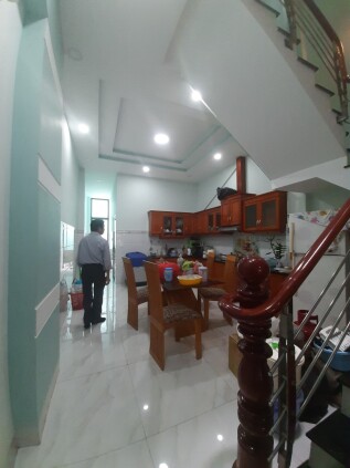 Cho thuê nhà nguyên căn có sẵn nội thất tại Đường số 1 Lý Phục Man, P. Bình Thuận, Quận 7, TP.HCM