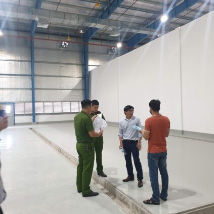 Cho thuê kho xưởng từ 1800m2 đến 9000m2 trong CCN Phú Thạnh