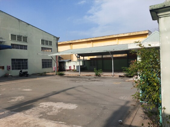 Cho thuê kho xưởng 1800m2 có sân rộng trong KCN Đồng An, TP. Thuận An