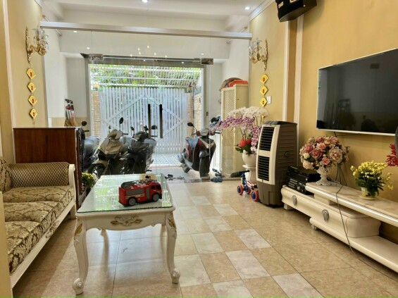 Cần cho thuê nhà nguyên căn khu đường số Phạm Hữu Lầu, Quận 7
