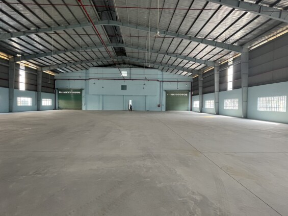 Cho thuê kho xưởng 2500m2 có văn phòng lớn trong KCN Tân Đô, Đức Hòa, tỉnh Long An