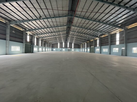 Cho thuê kho xưởng 2500m2 có văn phòng lớn trong KCN Tân Đô, Đức Hòa, tỉnh Long An