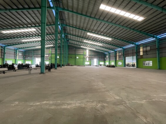Cho thuê kho xưởng 7500m2 mặt tiền đường 825, huyện Đức Hòa, tỉnh Long An