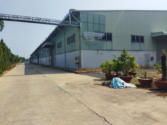 Cho thuê kho xưởng 8300m2 trong Khu công nghiệp Phú An Thạnh, huyện Bến Lức, tỉnh Long An